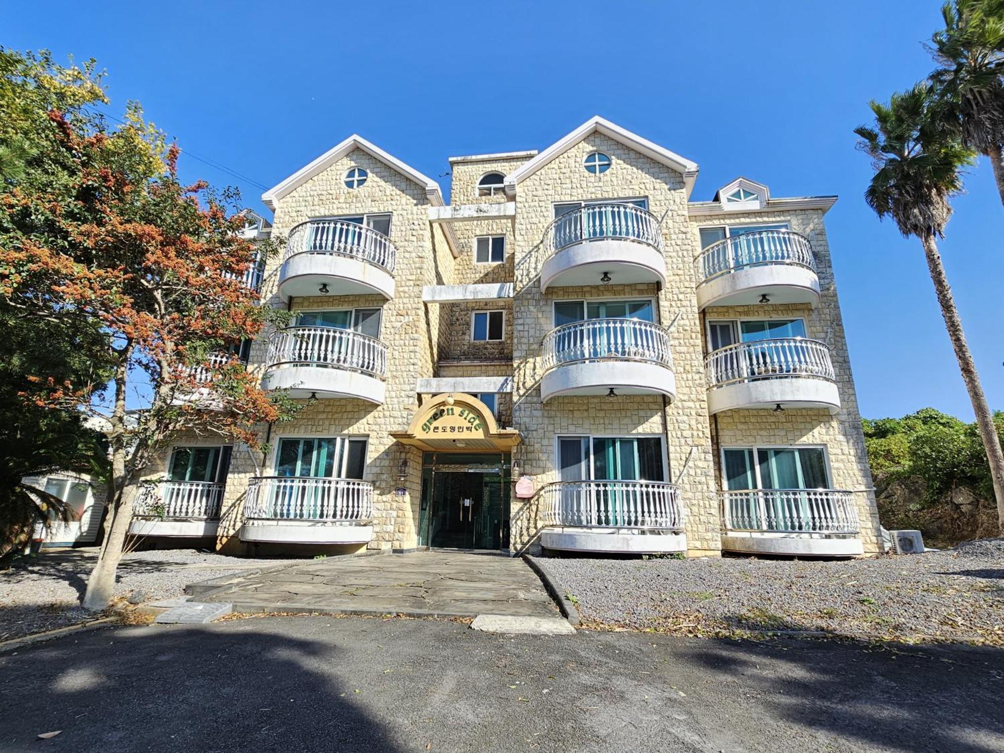 Greenside Pension Seogwipo Esterno foto