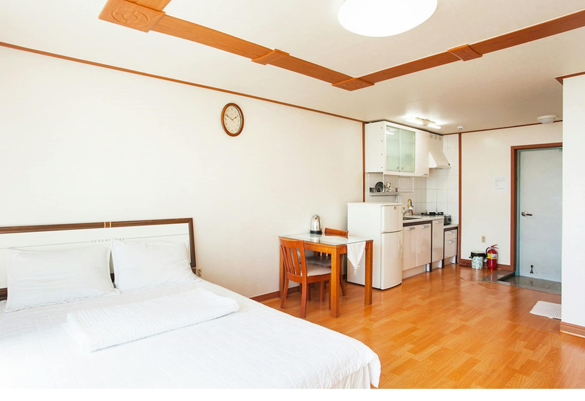 Greenside Pension Seogwipo Esterno foto